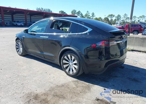 2019 Tesla Model X 100D/75D/Long Range from USA, damaged, VIN 5YJXCAE21KF187131